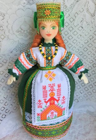 Превью Кукла в русском стиле с ручной вышивкой оберегом. продана.