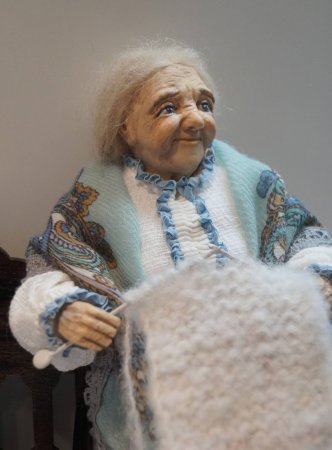 Превью Авторская кукла Бабушка