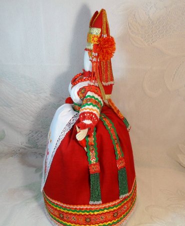 Кукла оберег в русском стиле на чайник Макошь.