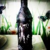 Бутылка для декора декупаж в черно-белом стиле